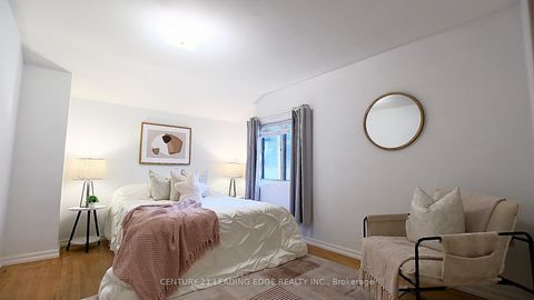Photo 14 at 25 Oakley Boulevard, Bendale, Toronto