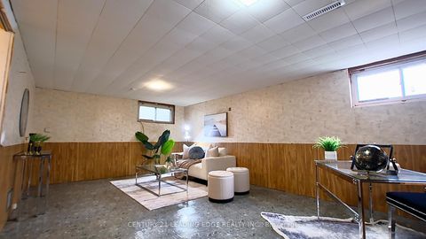 Photo 17 at 25 Oakley Boulevard, Bendale, Toronto