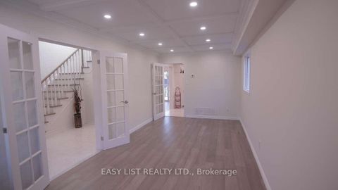 Photo 9 at 831 Firth Court, College Manor, Newmarket