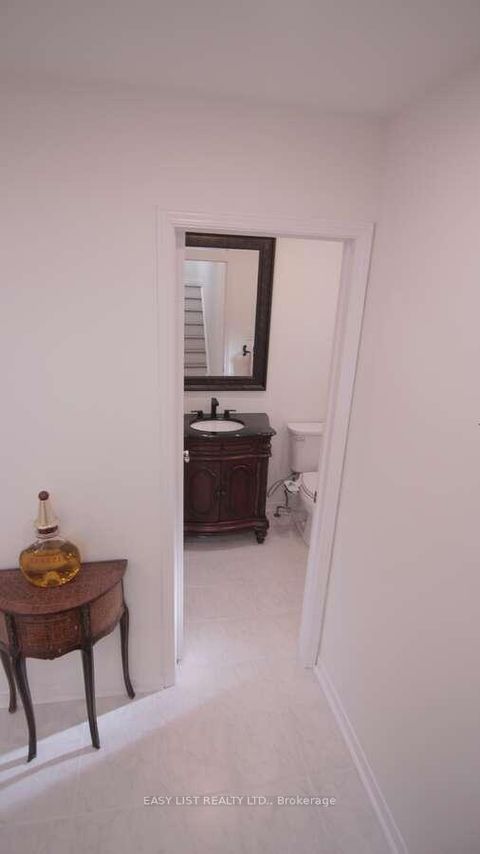 Photo 10 at 831 Firth Court, College Manor, Newmarket