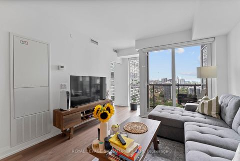 Photo 1 at 2501 - 77 Mutual Street, Yonge Corridor, Toronto Photo 1 at 2501 - 77 Mutual Street, Yonge Corridor, Toronto