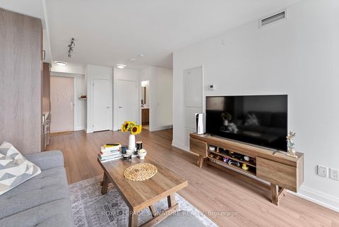 Photo 7 at 2501 - 77 Mutual Street, Yonge Corridor, Toronto Photo 7 at 2501 - 77 Mutual Street, Yonge Corridor, Toronto