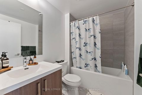 Photo 13 at 2501 - 77 Mutual Street, Yonge Corridor, Toronto Photo 13 at 2501 - 77 Mutual Street, Yonge Corridor, Toronto