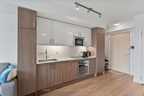 Photo 24 at 2501 - 77 Mutual Street, Yonge Corridor, Toronto Photo 24 at 2501 - 77 Mutual Street, Yonge Corridor, Toronto