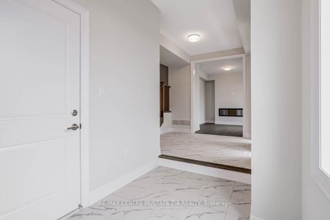 Photo 13 at 2717 WestOak Trails Boulevard, WM Westmount, Oakville