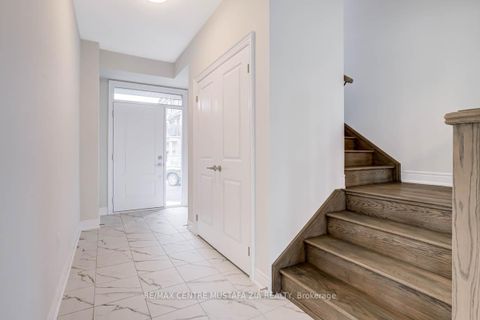 Photo 14 at 2717 WestOak Trails Boulevard, WM Westmount, Oakville