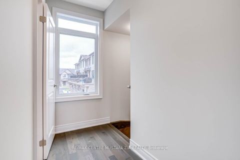 Photo 17 at 2717 WestOak Trails Boulevard, WM Westmount, Oakville