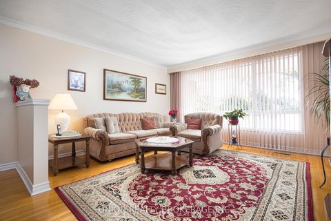 Photo 4 at 64 Rodda Boulevard, West Hill, Toronto