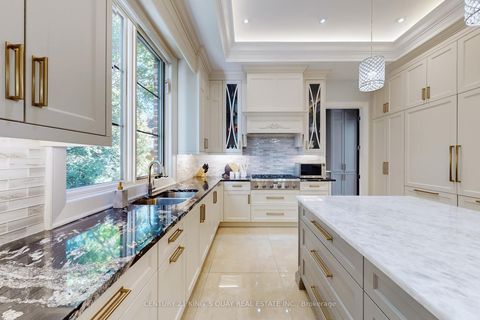 Photo 15 at 19 Blyth Street, Oak Ridges, Richmond Hill