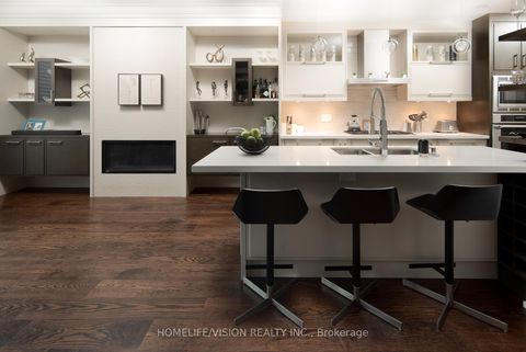 Photo 4 at 378 Manor Road E, Mount Pleasant East, Toronto