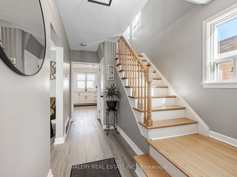 Photo 3 at 204 Schell Avenue, Belgravia, Toronto Photo 3 at 204 Schell Avenue, Belgravia, Toronto