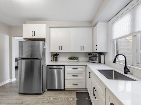 Photo 12 at 204 Schell Avenue, Belgravia, Toronto