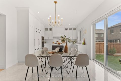 Photo 13 at 35 Longworth Avenue, Rural Richmond Hill, Richmond Hill