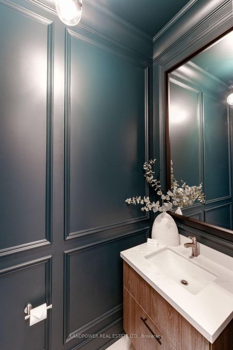 Photo 19 at 35 Longworth Avenue, Rural Richmond Hill, Richmond Hill