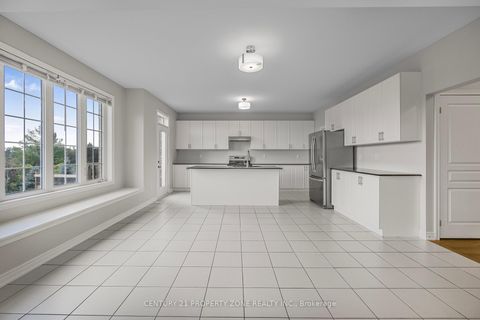 Photo 12 at 919 Green Street, Lefroy, Innisfil