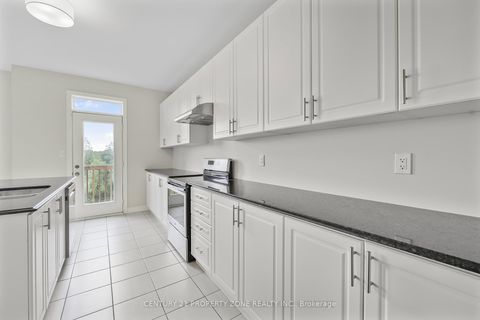 Photo 15 at 919 Green Street, Lefroy, Innisfil Photo 15 at 919 Green Street, Lefroy, Innisfil