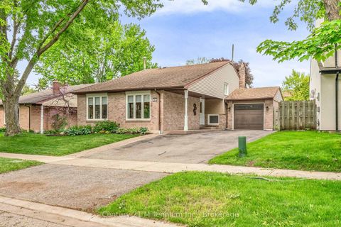 Photo 0 at 43 Stoddart Drive, Aurora Highlands, Aurora