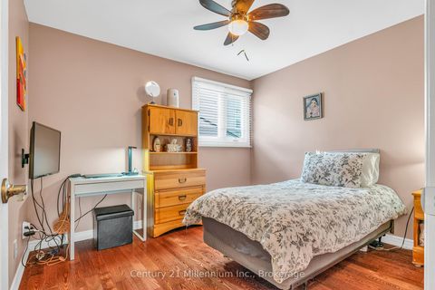 Photo 19 at 43 Stoddart Drive, Aurora Highlands, Aurora