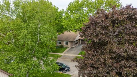 Photo 39 at 43 Stoddart Drive, Aurora Highlands, Aurora