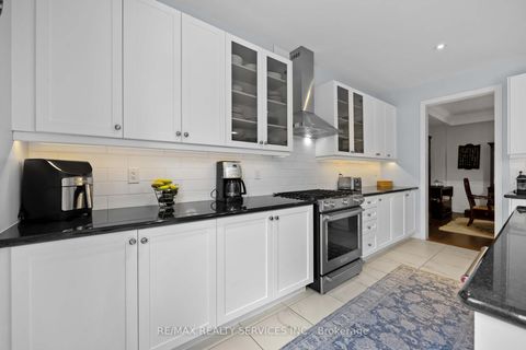 Photo 20 at 40 Mersey Street, Kleinburg, Vaughan