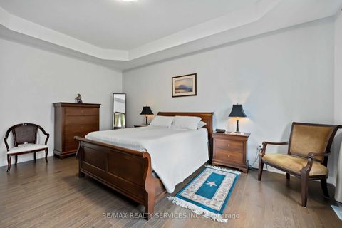 Photo 41 at 40 Mersey Street, Kleinburg, Vaughan