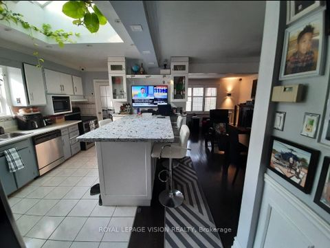 Photo 5 at 52 Ellendale Drive, Dorset Park, Toronto Photo 5 at 52 Ellendale Drive, Dorset Park, Toronto