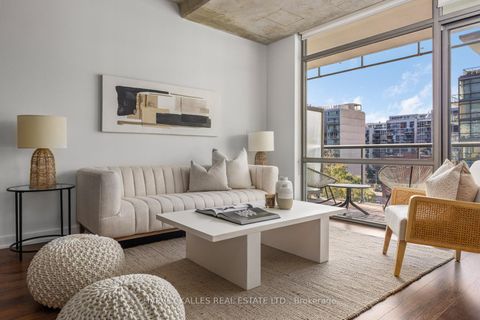 Photo 1 at 723 - 55 Stewart Street, Waterfront Communities C1, Toronto