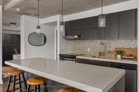 Photo 6 at 723 - 55 Stewart Street, Waterfront Communities C1, Toronto