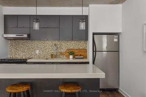 Photo 7 at 723 - 55 Stewart Street, Waterfront Communities C1, Toronto