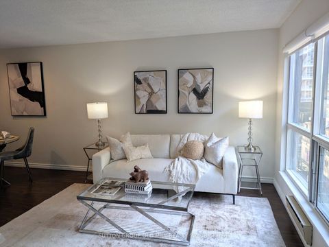 Photo 1 at 907 - 7 Carlton Street, Yonge Corridor, Toronto Photo 1 at 907 - 7 Carlton Street, Yonge Corridor, Toronto