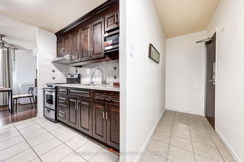 Photo 3 at 207 - 1950 Kennedy Road, Dorset Park, Toronto