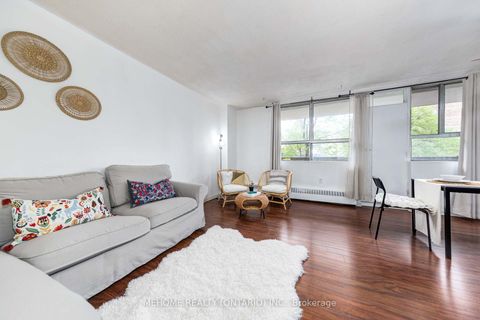 Photo 9 at 207 - 1950 Kennedy Road, Dorset Park, Toronto