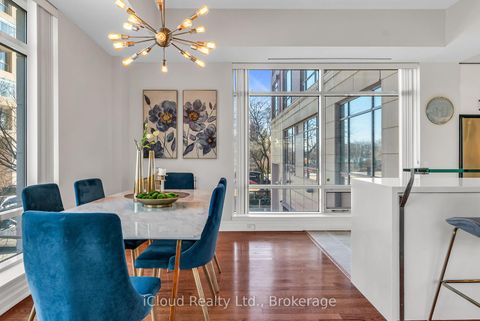 Photo 11 at 210E - 500 Queens Quay W, Waterfront Communities C1, Toronto