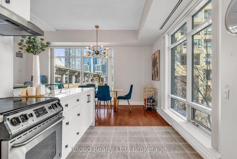 Photo 16 at 210E - 500 Queens Quay W, Waterfront Communities C1, Toronto