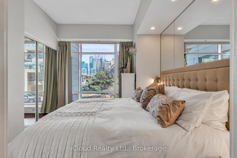 Photo 19 at 210E - 500 Queens Quay W, Waterfront Communities C1, Toronto