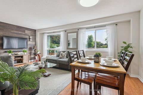 Photo 11 at 22 Crawford Rose Drive, Aurora Heights, Aurora