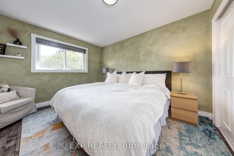 Photo 26 at 158 Millcroft Way, Brownridge, Vaughan