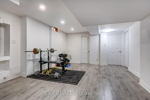 Photo 33 at 158 Millcroft Way, Brownridge, Vaughan