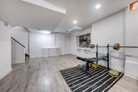 Photo 34 at 158 Millcroft Way, Brownridge, Vaughan