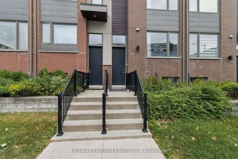 Photo 2 at 170 Frederick Tisdale Drive, CFB, Toronto