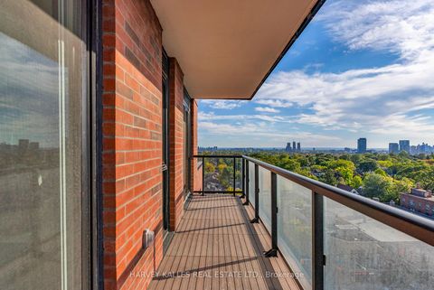 Photo 8 at 1105 - 185 Alberta Avenue, Oakwood Village, Toronto