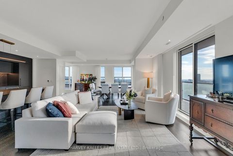 Photo 10 at 1105 - 185 Alberta Avenue, Oakwood Village, Toronto Photo 10 at 1105 - 185 Alberta Avenue, Oakwood Village, Toronto