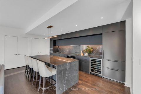 Photo 14 at 1105 - 185 Alberta Avenue, Oakwood Village, Toronto