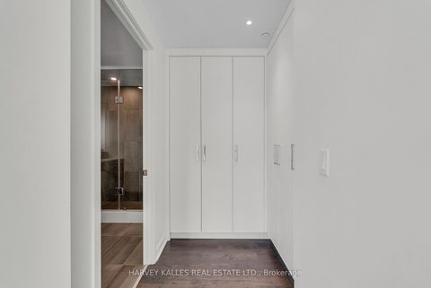 Photo 26 at 1105 - 185 Alberta Avenue, Oakwood Village, Toronto