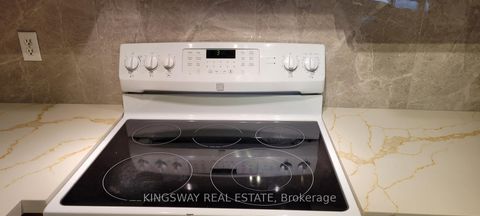 Photo 8 at 812 - 7 Lorraine Drive, Willowdale West, Toronto