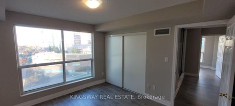 Photo 10 at 812 - 7 Lorraine Drive, Willowdale West, Toronto