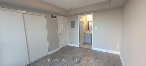 Photo 11 at 812 - 7 Lorraine Drive, Willowdale West, Toronto