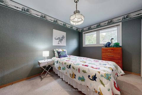 Photo 12 at 78 Belfry Drive, Leslie Valley, Newmarket