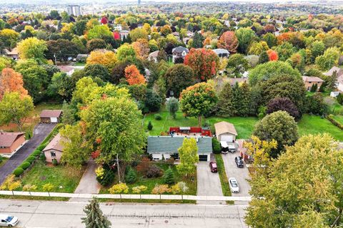 Photo 33 at 78 Belfry Drive, Leslie Valley, Newmarket