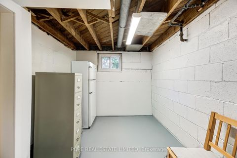 Photo 26 at 35 Tofield Crescent, Kipling, Toronto